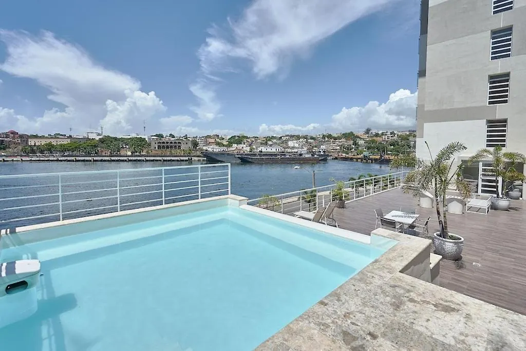 Waterfront Views Of Historic Zona Colonial In Riviera Colonial Apartment Calero